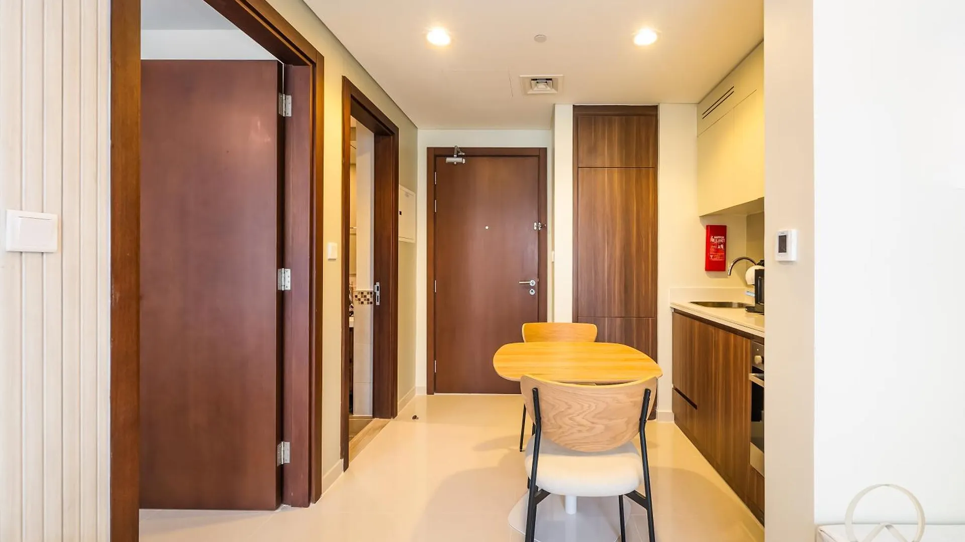 アパート Oraya - Canal-Side Comfort Close Burj Khalifa & Dubai Mall